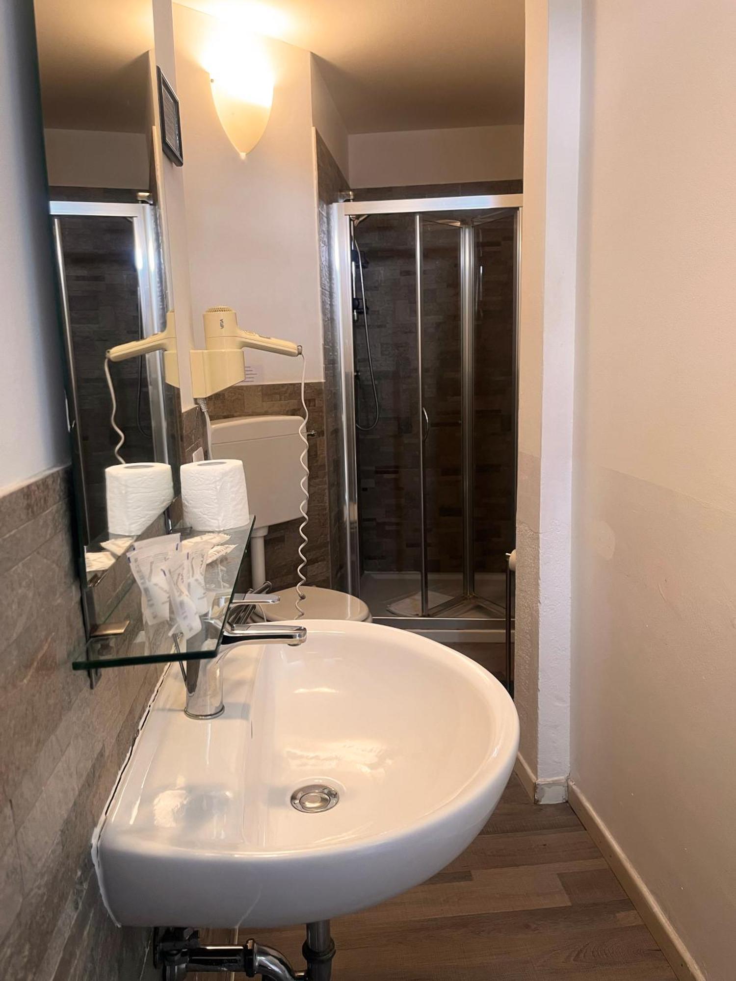 B&B 52Cento อาเรซโซ ภายนอก รูปภาพ